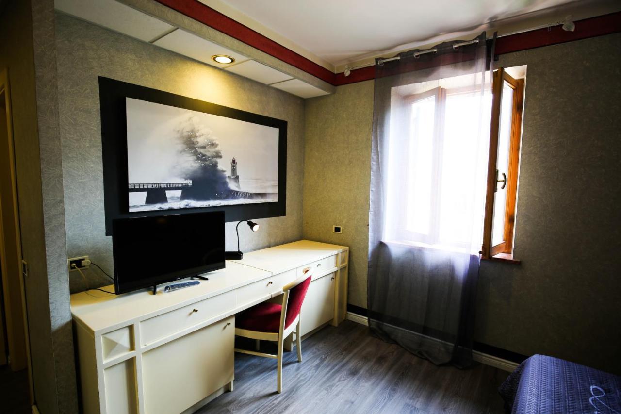 Hotel Benedetti Campello sul Clitunno Ngoại thất bức ảnh