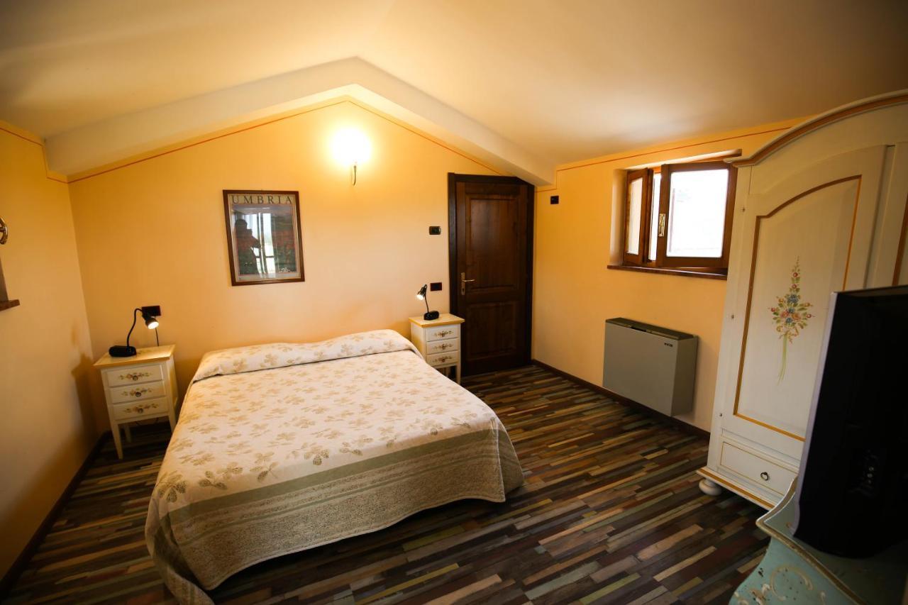 Hotel Benedetti Campello sul Clitunno Ngoại thất bức ảnh