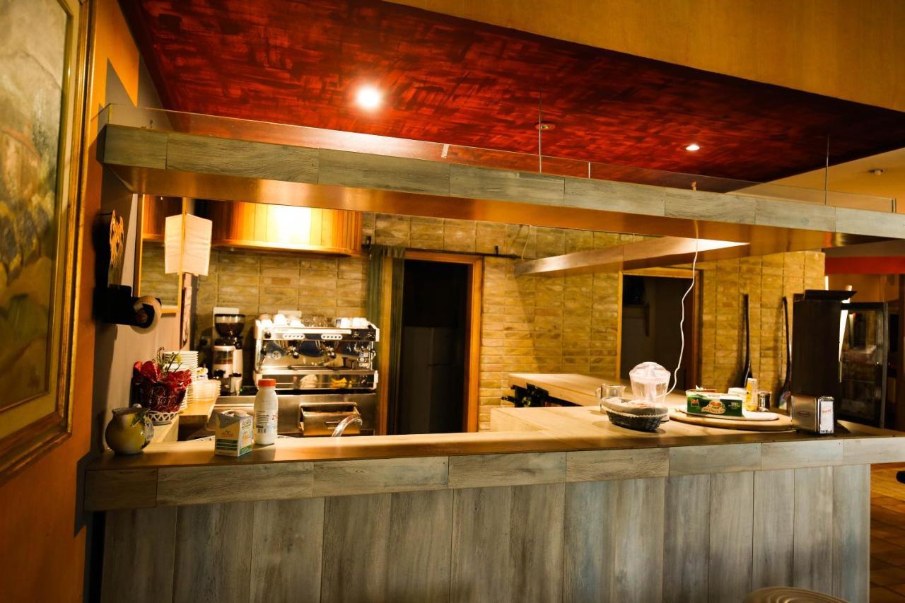 Hotel Benedetti Campello sul Clitunno Ngoại thất bức ảnh