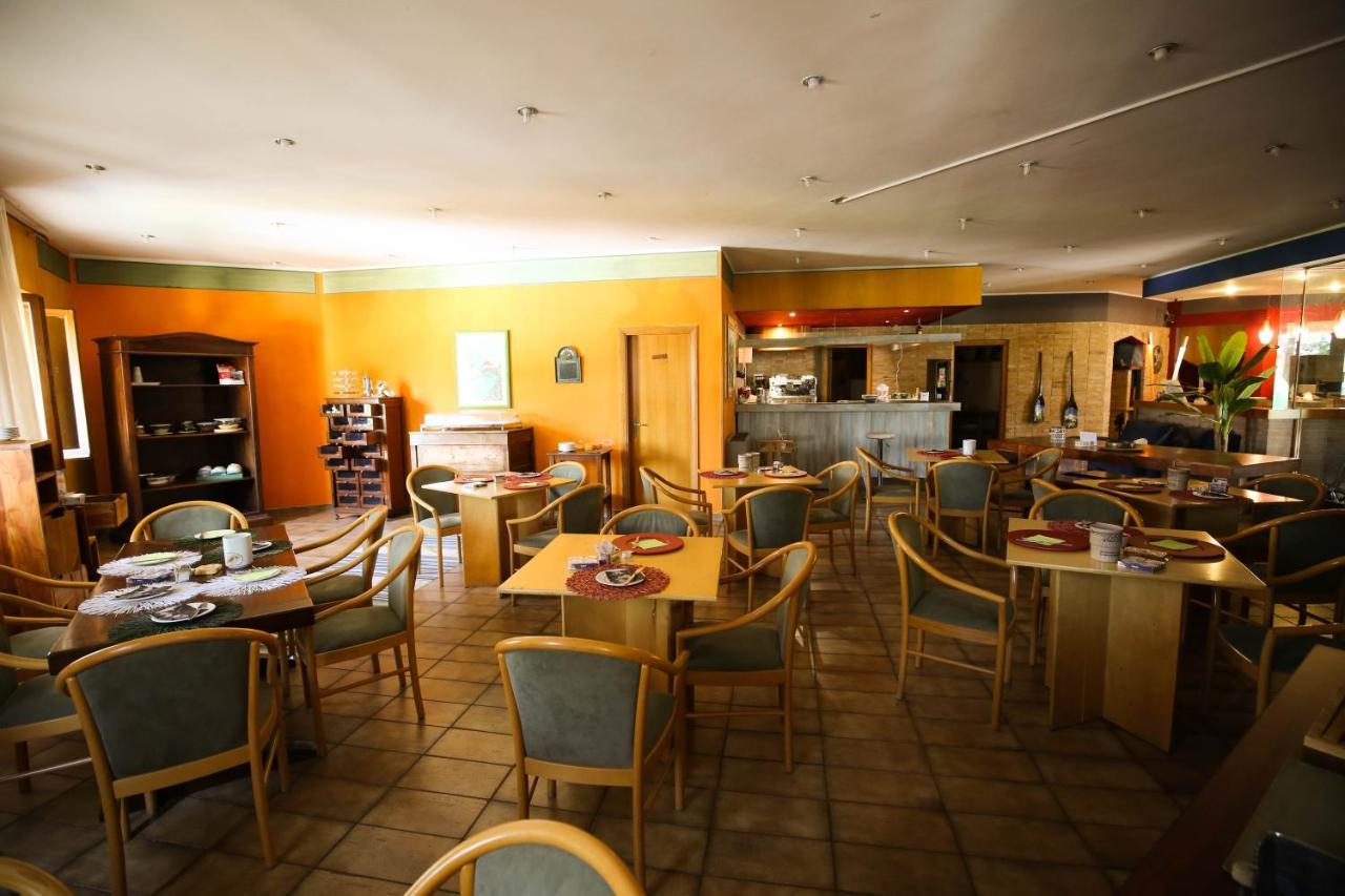 Hotel Benedetti Campello sul Clitunno Ngoại thất bức ảnh